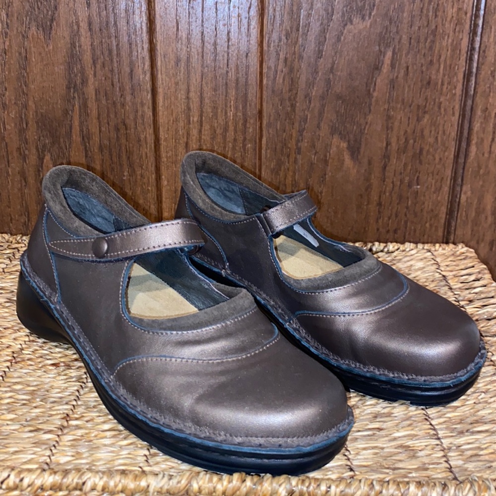 NAOT Mary Jane Leather Metallic Bronze Shoe